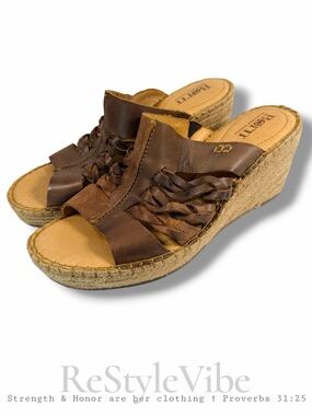 BORN Women’s Size 9 Sandals Wedges Platform Style Leather Upper Shoes Slip-On